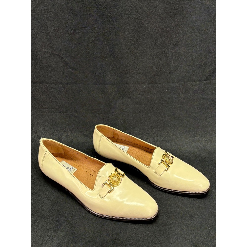 Carlo Morandi Cream Patent Leather Loafers Gold Medallion Made in Italy Size 10
